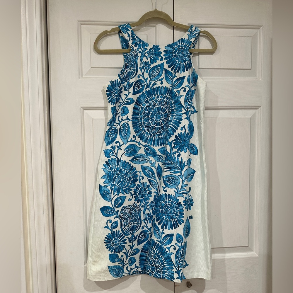 Taylor Blue Floral Shift Dress